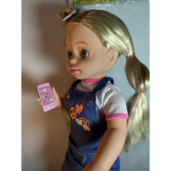 Call Me Chloe Interactive 18 Inch Talking Doll With Phone 30+ Phrases Works! - Picture 6 of 12